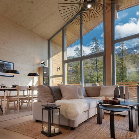 Hellochalet - Chalet Northern Lights - Family Ski Chalet With Garden Walking Distance Lift ヴァルトゥルナンシュ エクステリア 写真